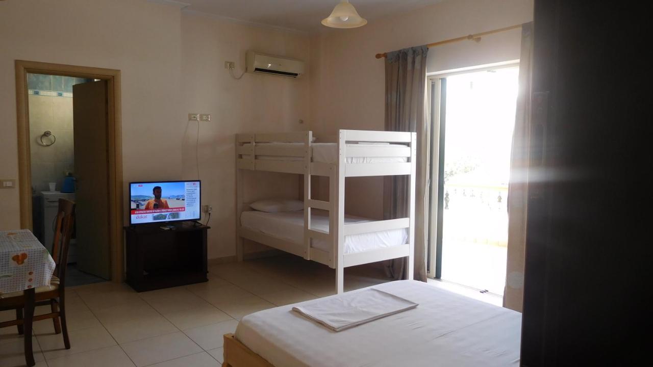 Apartment Urania_1 Sarandë Eksteriør bilde